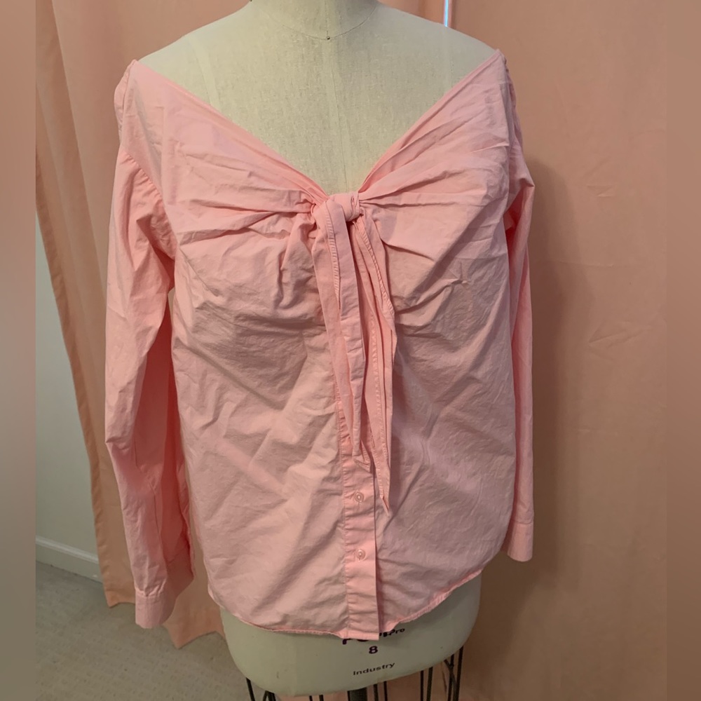 H&M pink off the shoulder button up long sleeve blouse. Size 8